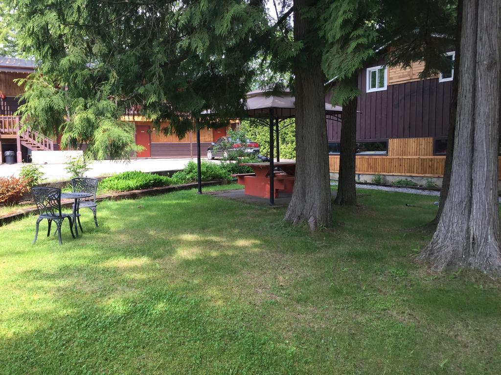 Copper River Motel Terrace Exterior foto